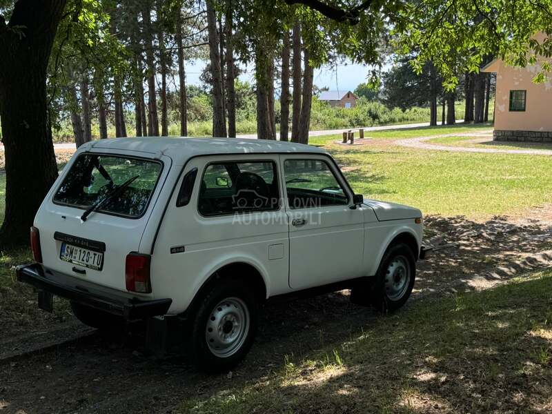 Lada Niva 1.7i raptor
