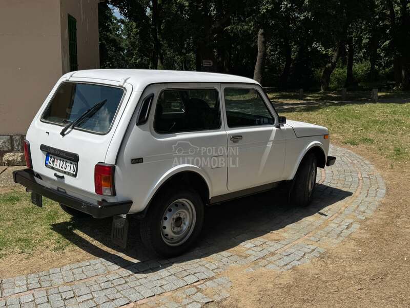 Lada Niva 1.7i raptor