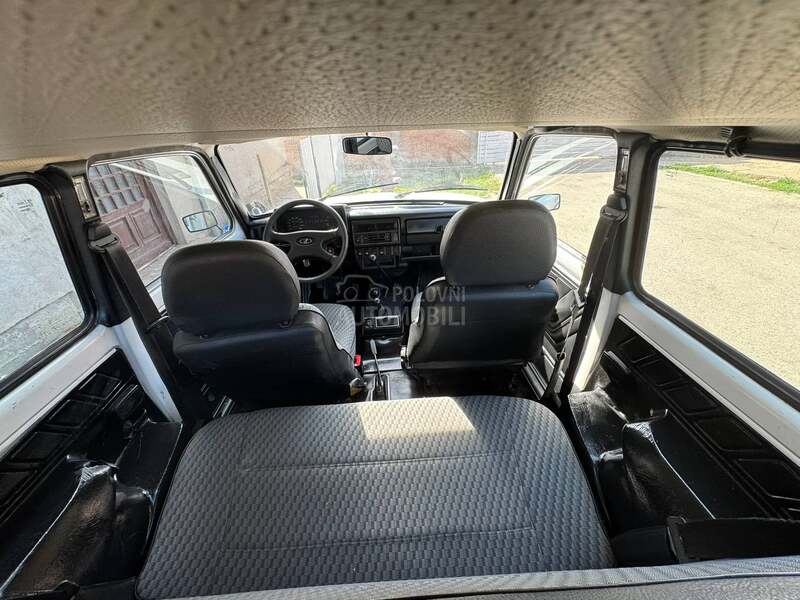 Lada Niva 1.7i raptor