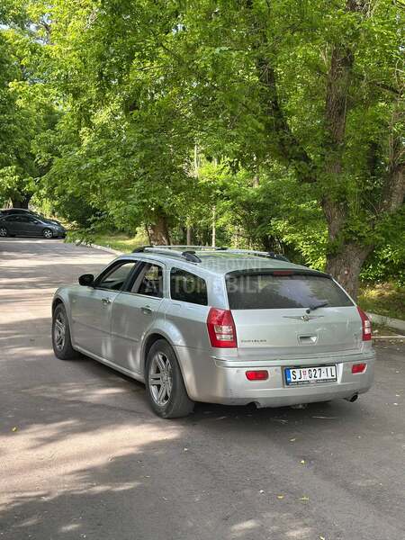 Chrysler 300C 