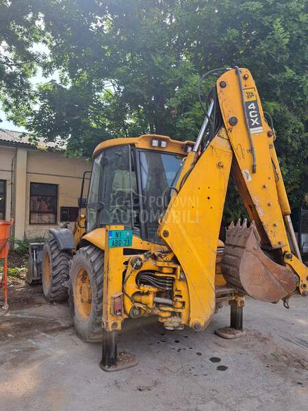 JCB 4CX