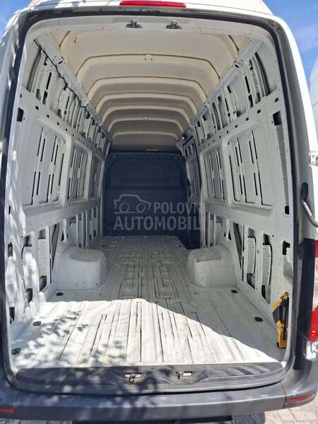 Mercedes Benz Sprinter 516 CDI 4x2 L3H3