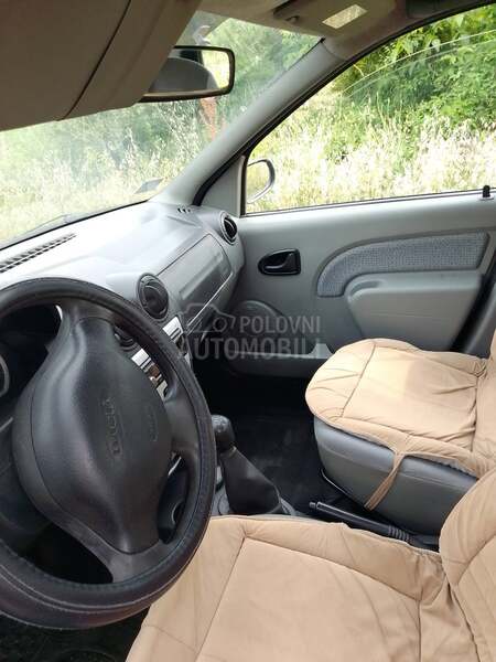 Dacia Logan 