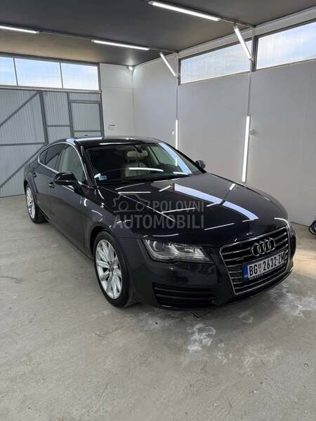 Audi A7 quattro