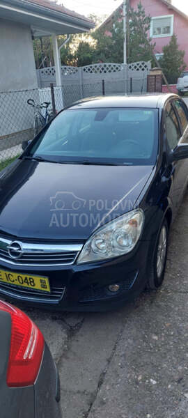 Opel Astra H 