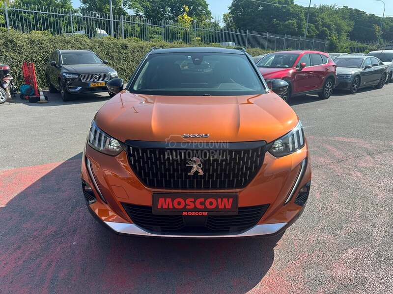 Peugeot 2008 Gt line 1.2