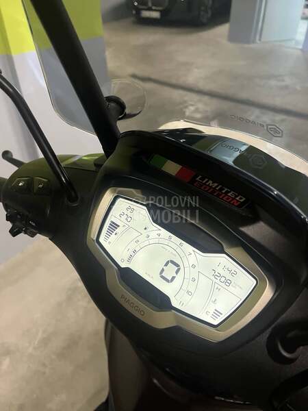 Piaggio Beverly 300 HPE
