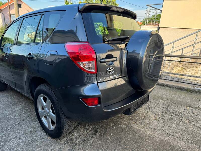 Toyota RAV 4 