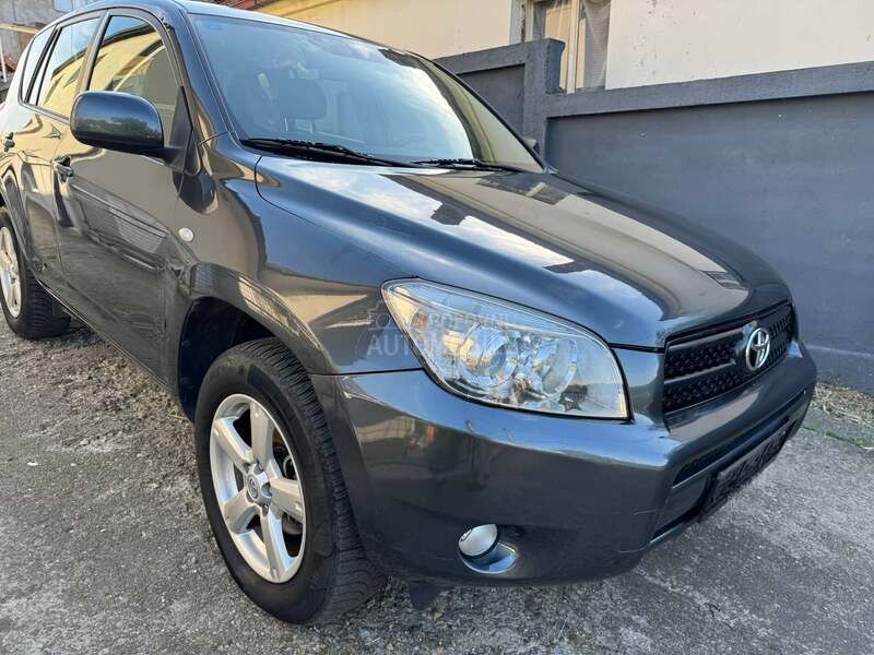 Toyota RAV 4 