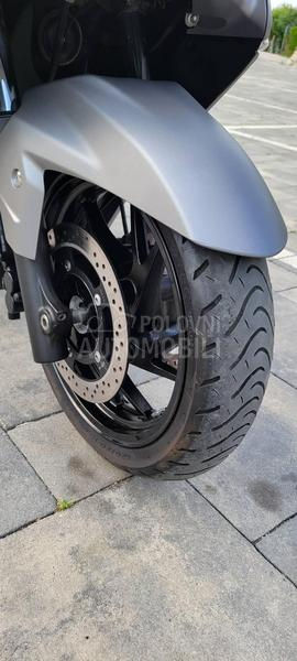 Suzuki burgman 400 x2