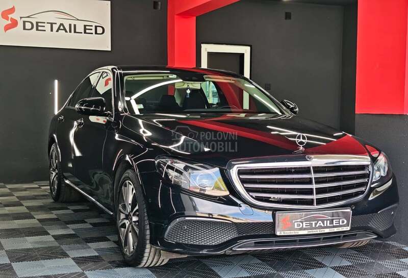 Mercedes Benz E 220 2.0 4 MATIC