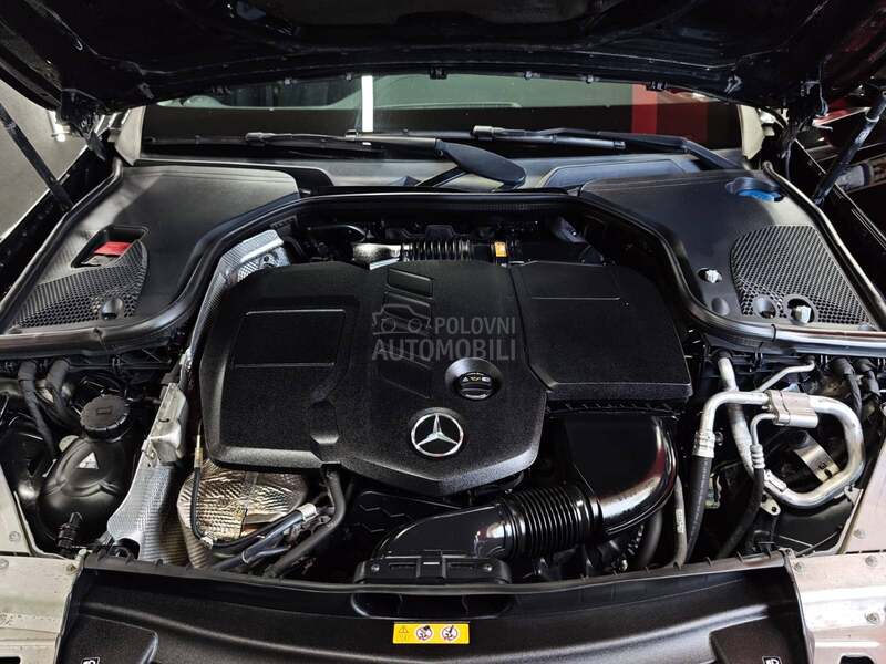 Mercedes Benz E 220 2.0 4 MATIC