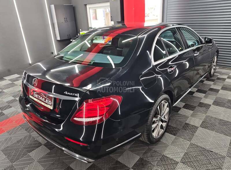 Mercedes Benz E 220 2.0 4 MATIC