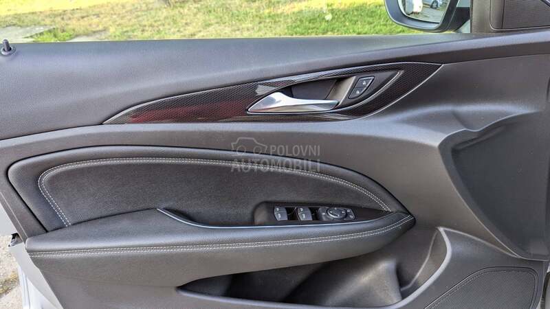 Opel Insignia 2.0CDTi Grand Sport