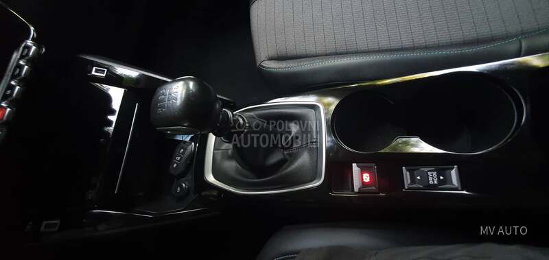 Peugeot 2008 1.5BLUEHDI ALURE LED