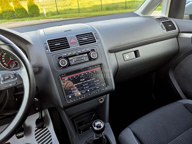 Volkswagen Touran 1.4TSI iz CH