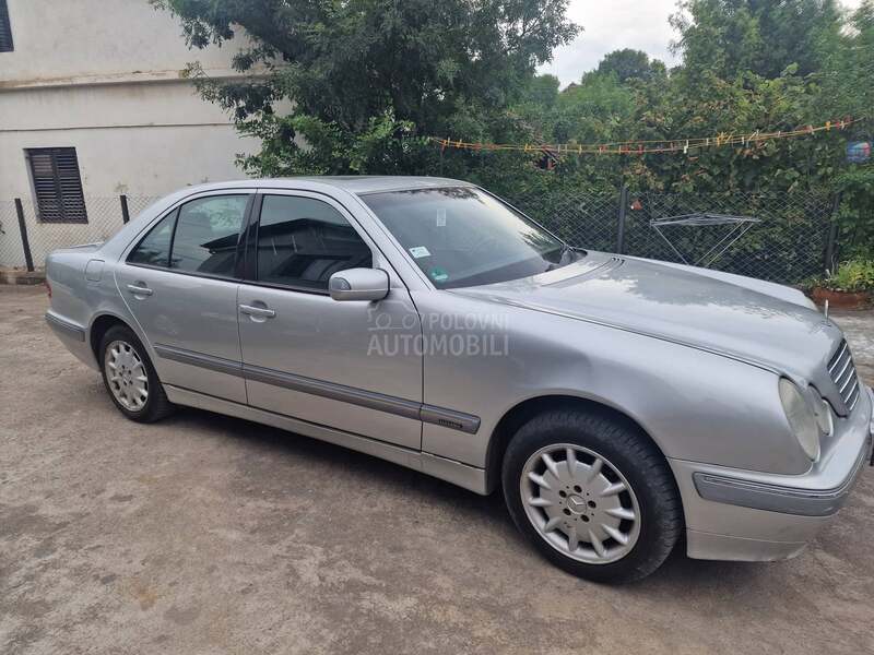Mercedes Benz E 200 CDI