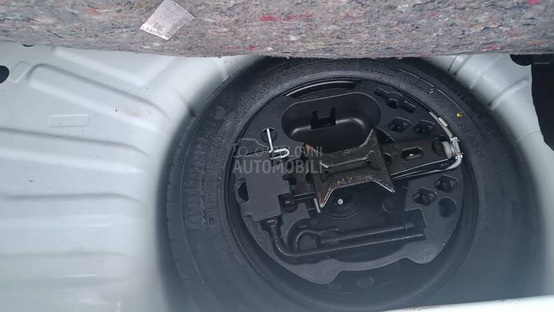 Renault Twingo 1.2 B e n z i n