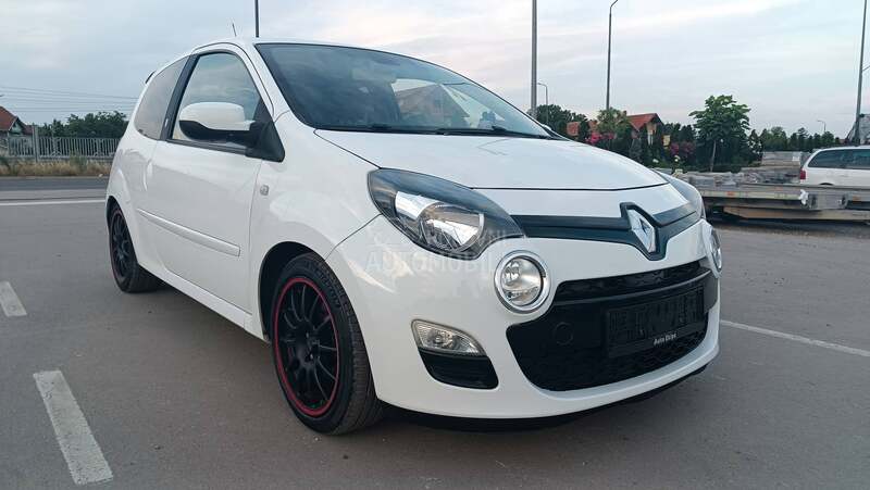 Renault Twingo 1.2 B e n z i n