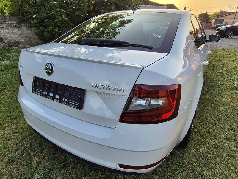 Škoda Octavia 1.6 tdi, dsg