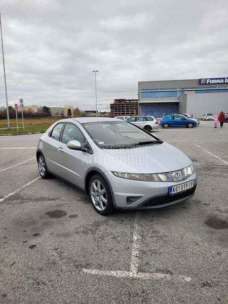 Honda Civic 5DR