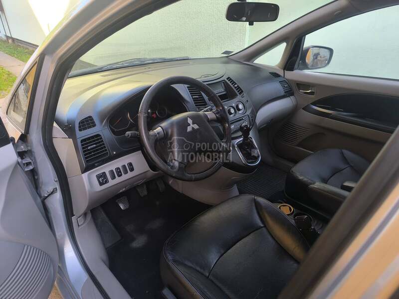 Mitsubishi Grandis 2.0 DID