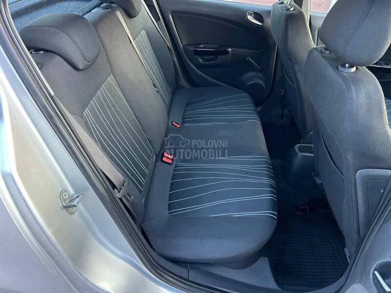 Opel Corsa D OČUVANAA