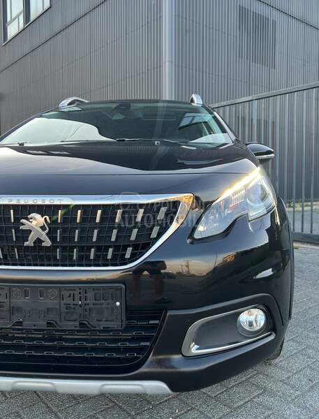 Peugeot 2008 1.6eHDI ALLURE