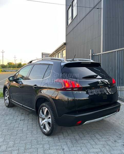 Peugeot 2008 1.6eHDI ALLURE