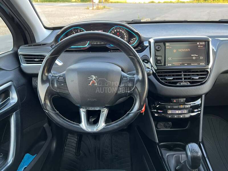 Peugeot 2008 1.6eHDI ALLURE