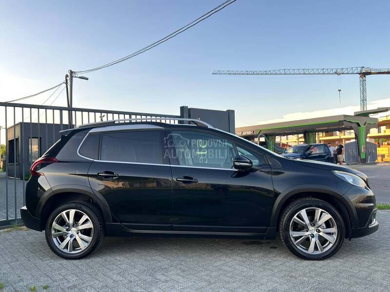 Peugeot 2008 1.6eHDI ALLURE