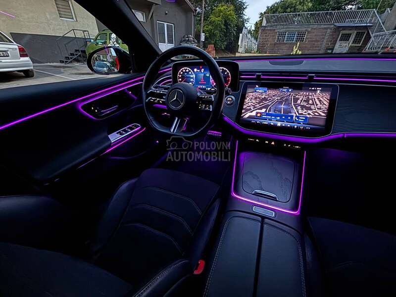 Mercedes Benz E 220 AMG 12/2023 night