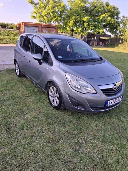 Opel Meriva 1.3 cdti