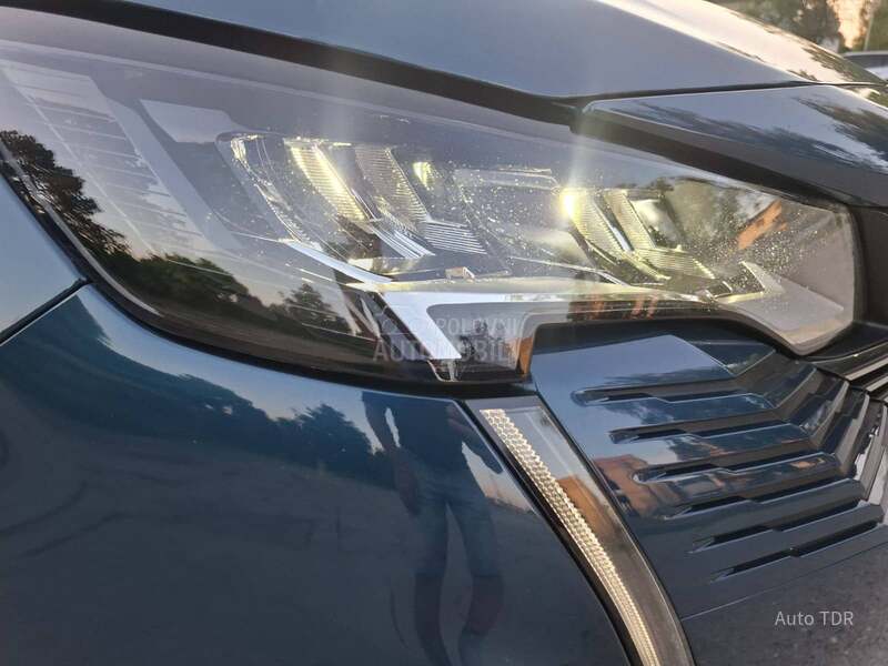 Peugeot 3008 1.5Blu/HDI/ACTIV/AUT