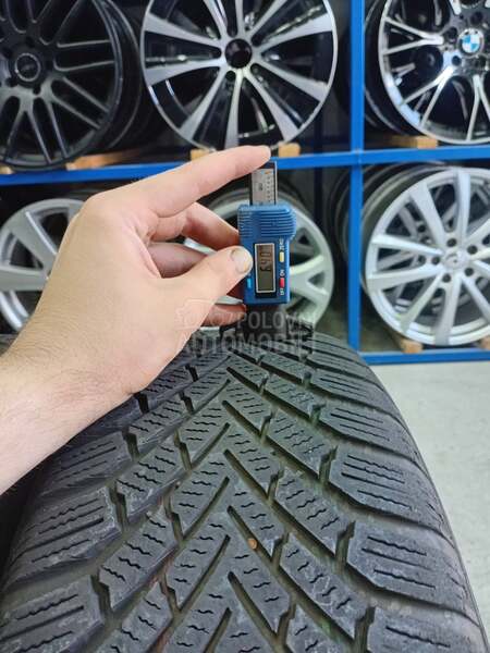 Continental 195/60 R15 Zimska