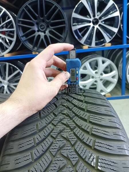 Falken 205/50 R17 Zimska