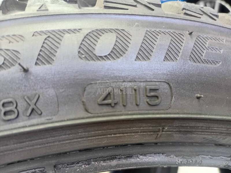Bridgestone 225/40 R18 Zimska