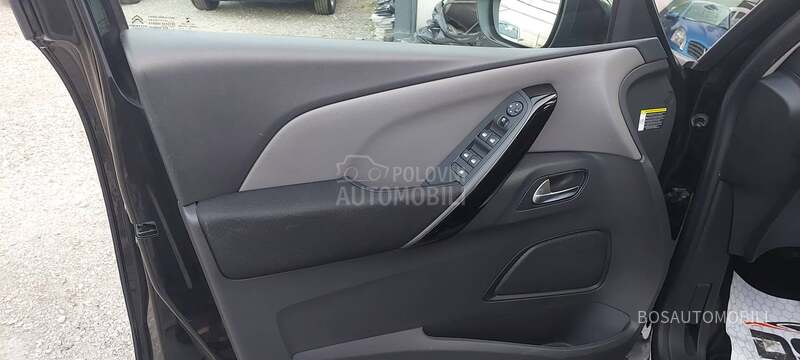 Citroen C4 Grand SpaceTourer 1.5 HDI FEEL 7