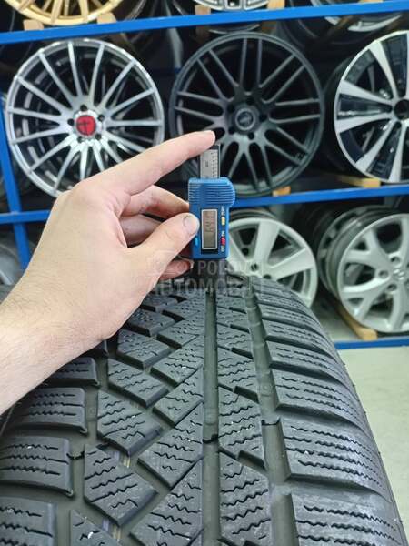 Continental 225/60 R17 Zimska