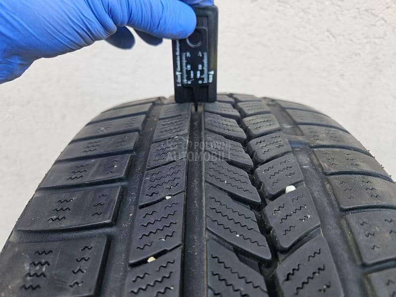 Nexen 225/60 R16 Zimska