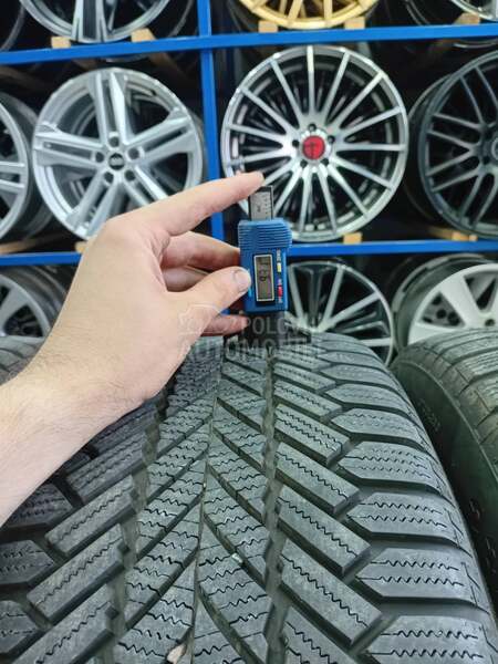 Ostalo 235/60 R18 Zimska
