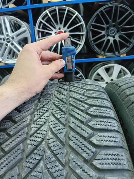 Ostalo 235/60 R18 Zimska