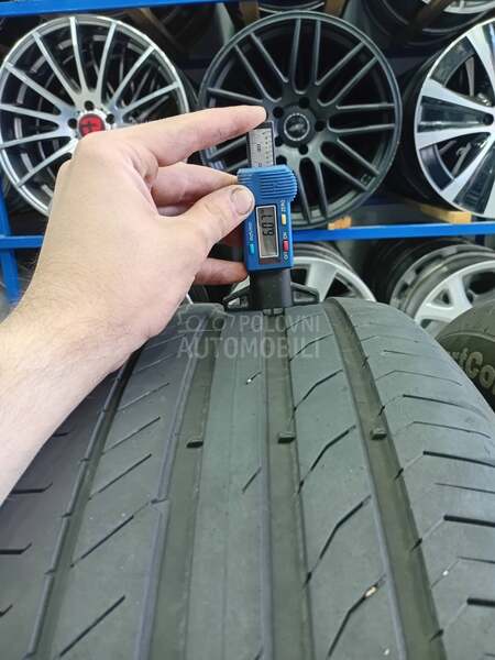 Continental 235/60 R18 Letnja