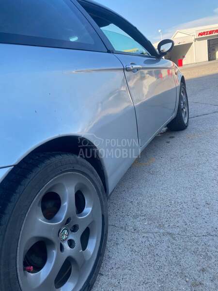 Alfa Romeo 147 