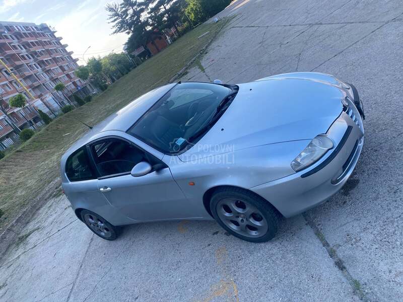 Alfa Romeo 147 