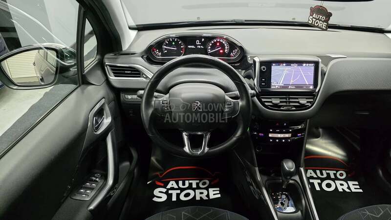 Peugeot 2008 1.2 PURETECH 110