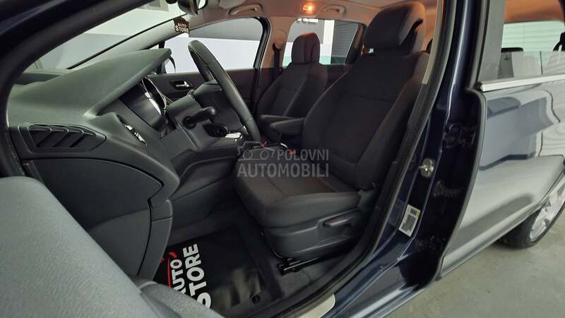 Peugeot 5008 1.6 VTI