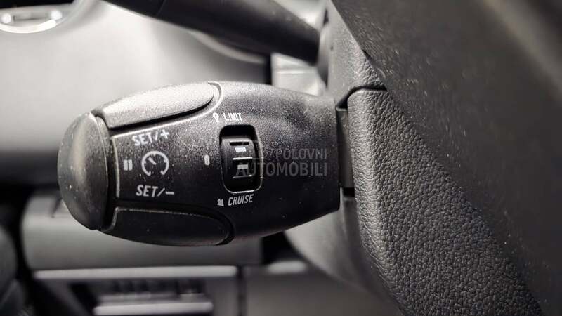 Peugeot 5008 1.6 VTI