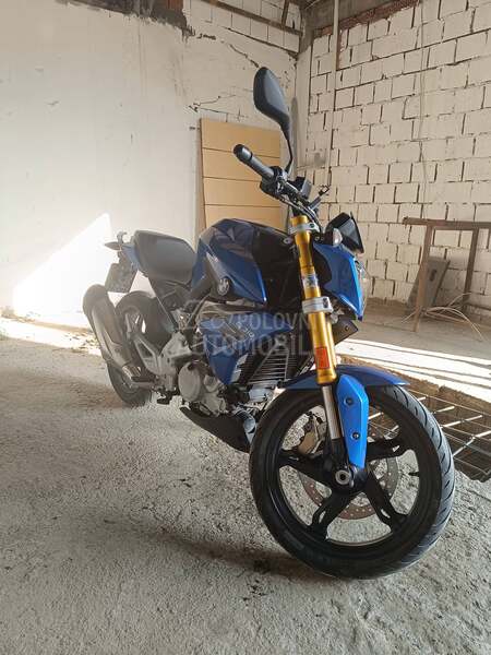 BMW G 310 R Rezervisano