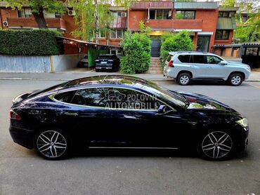 Tesla Model S P85D Preformance